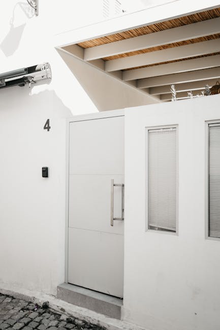 5 : img_3 - Minimalist building entrance